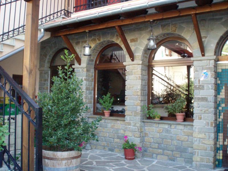 Λευτέρης Ξενοδοχείο Αλατόπετρα Εξωτερικό φωτογραφία